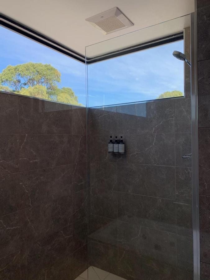 Captains Cove 1St Floor Spa Luxury Apartments - Free Netflix Paynesville Buitenkant foto