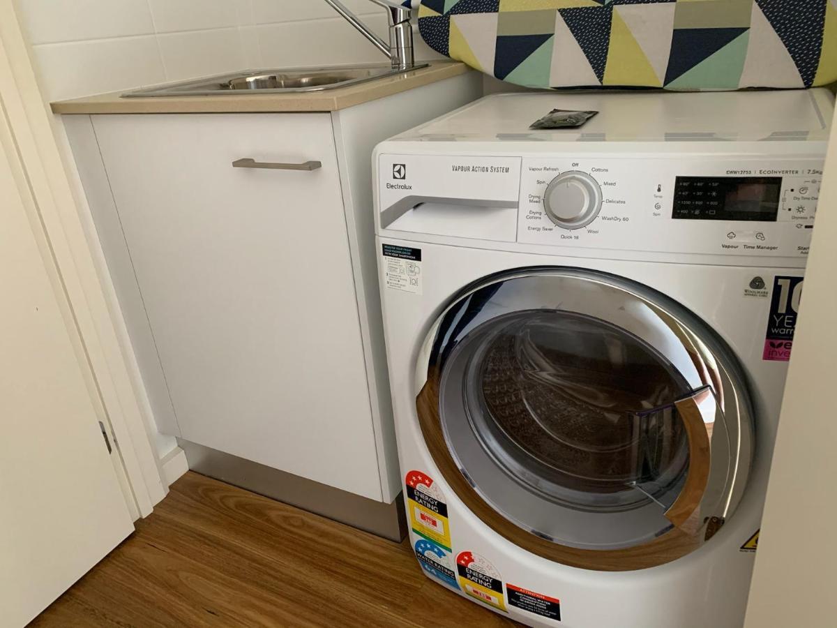 Captains Cove 1St Floor Spa Luxury Apartments - Free Netflix Paynesville Buitenkant foto