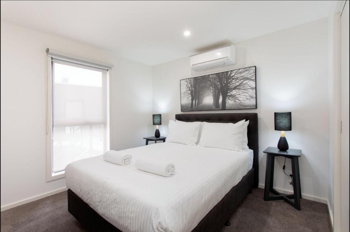 Captains Cove 1St Floor Spa Luxury Apartments - Free Netflix Paynesville Buitenkant foto