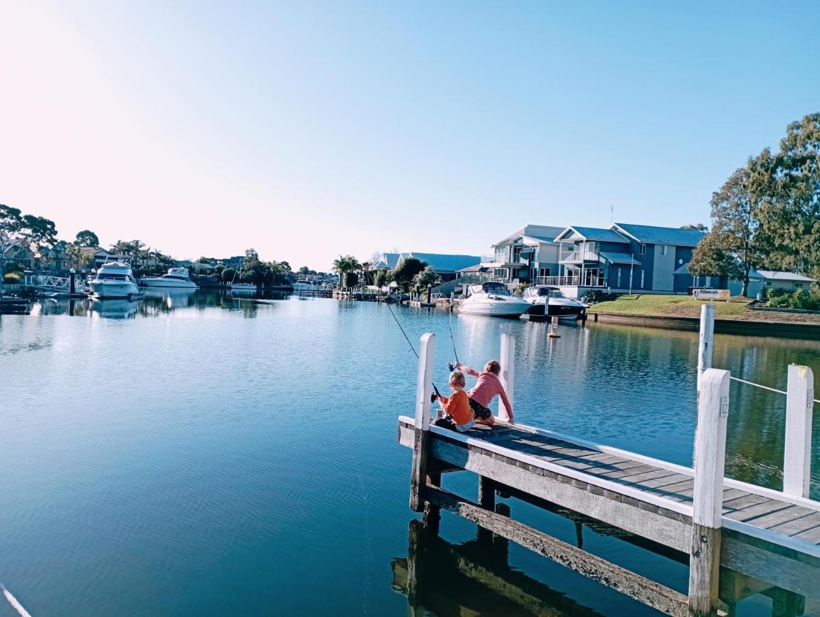 Captains Cove 1St Floor Spa Luxury Apartments - Free Netflix Paynesville Buitenkant foto